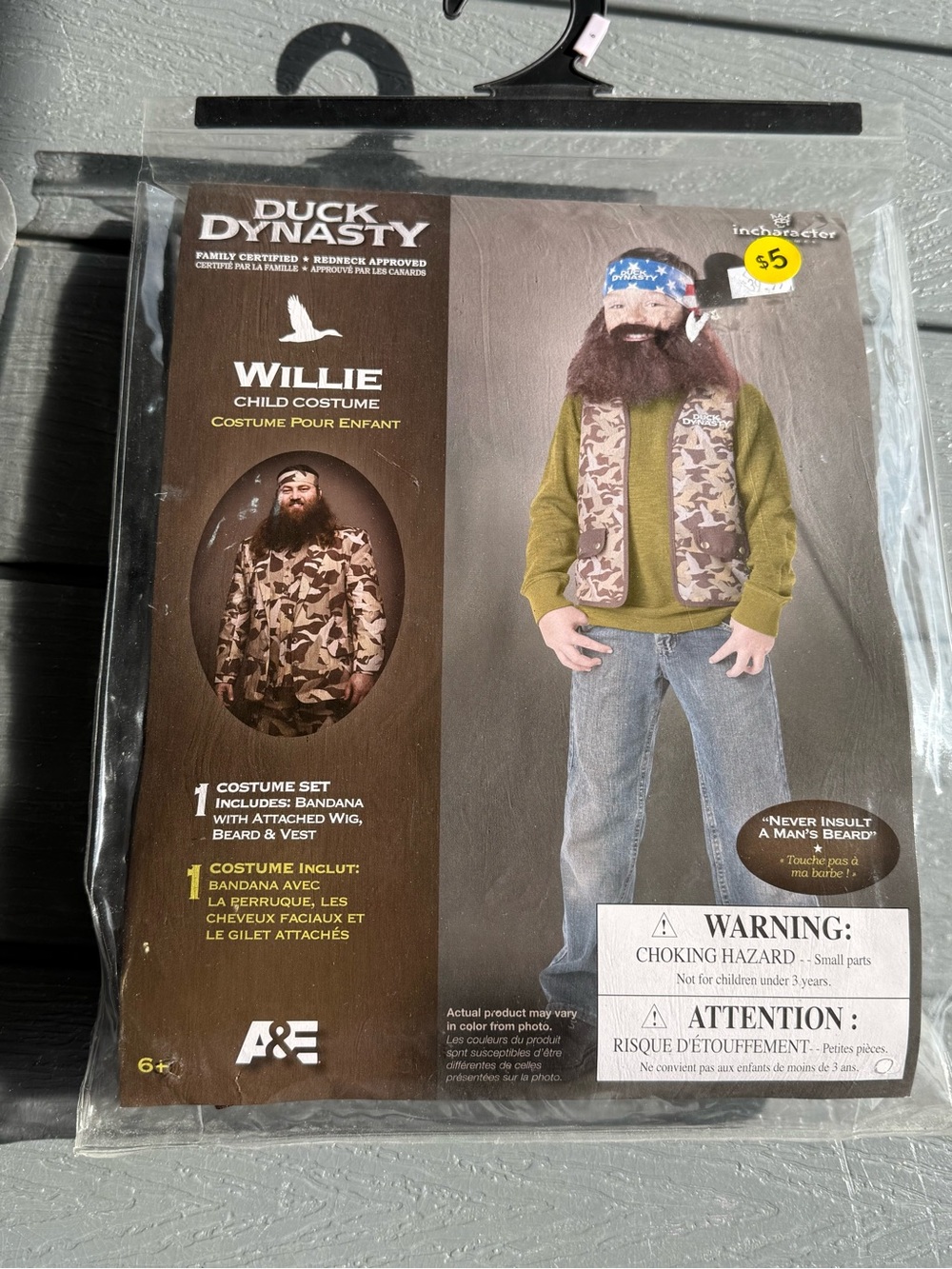 Willie child costume NWT